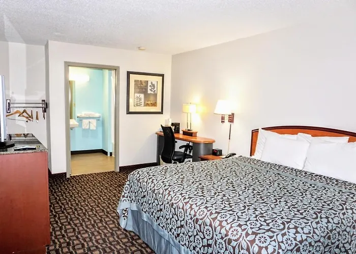 Days Inn By Wyndham Augusta Wheeler Road